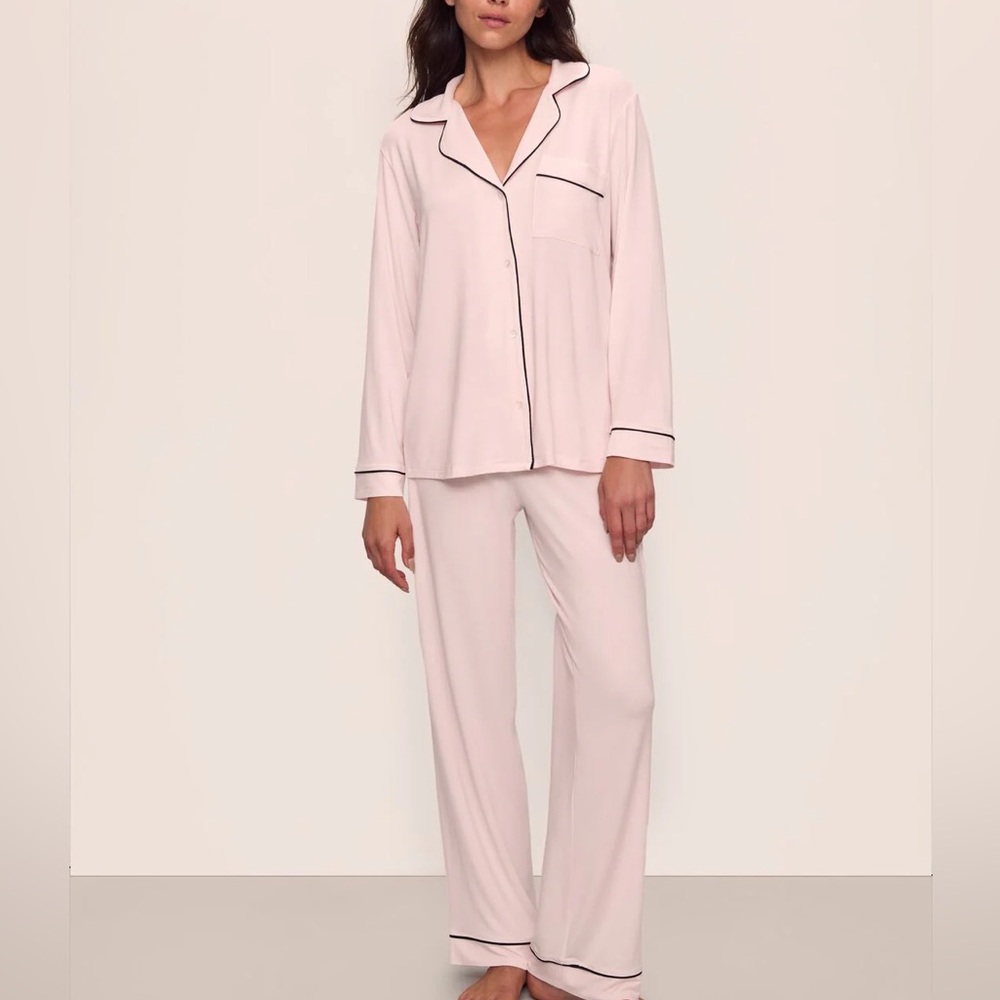 Like New Eberjey Size M Pink and black pajama set #loungewear